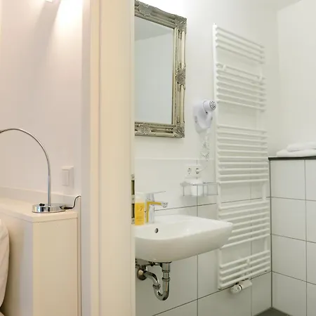 Homefy - Duesseldorf - 梅尔布施