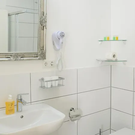 Homefy - Duesseldorf - 梅尔布施