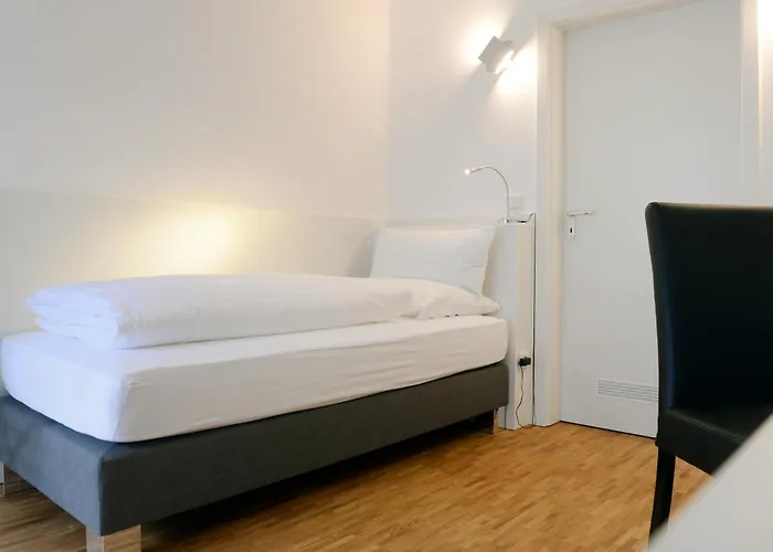 Gæstehus Homefy - Duesseldorf - 3*